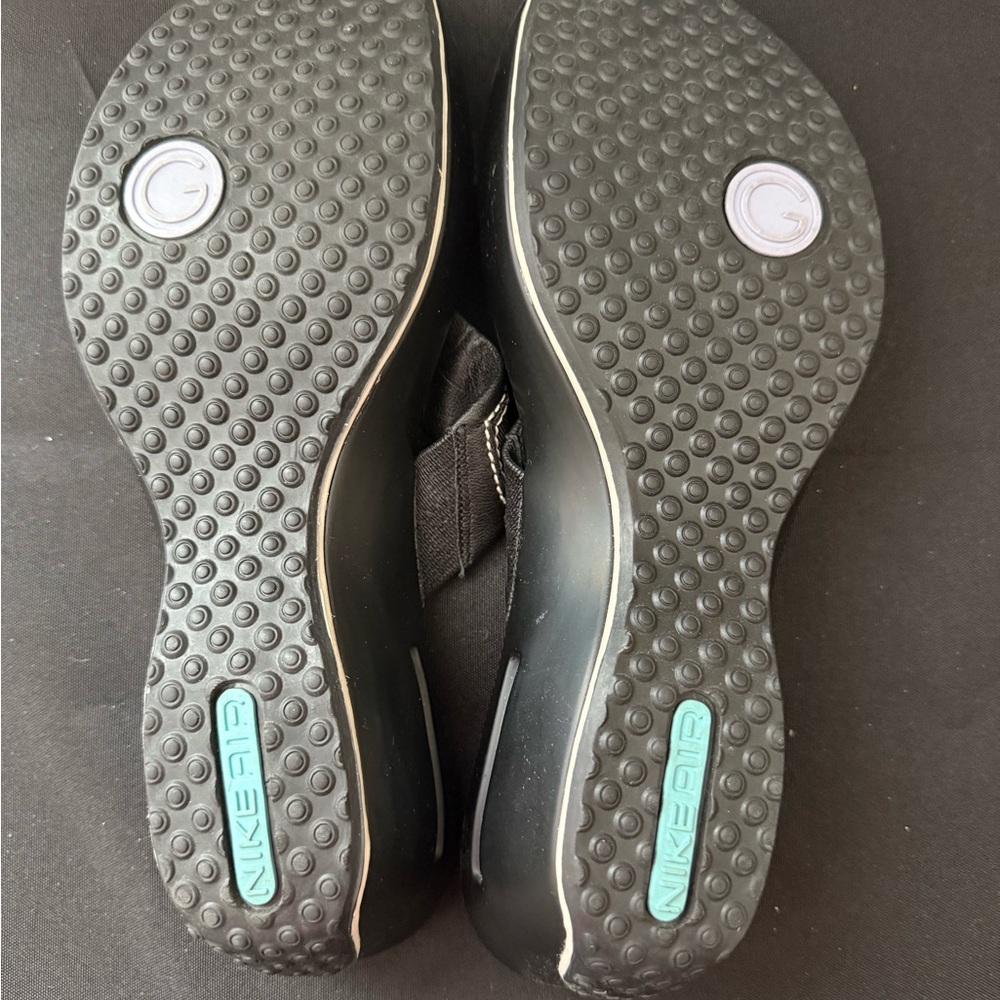Cole Haan sandals Nine Air sole